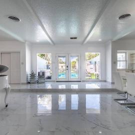 Poolside Opulence Tennis and HotTub