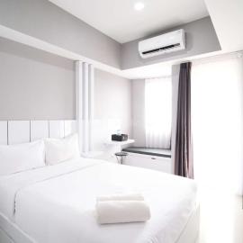 Nice and Comfy Studio Grand Dharmahusada Lagoon Apartment By Travelio