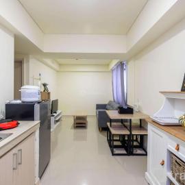 Modern 2BR Room at Meikarta Apartment By Travelio