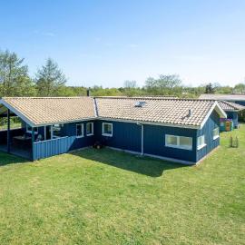 Nice Home In Skælskør With Sauna, hotel di Skælskør