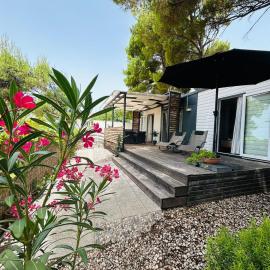Family Home Claudia, hotel in Makarska