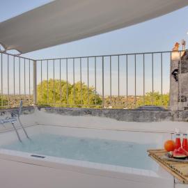 Sopra i tetti, vacation home
