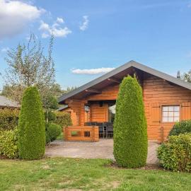 3 Bedroom Stunning Home In Rheezerveen