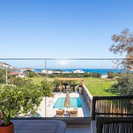 KaYa SeaView Residence