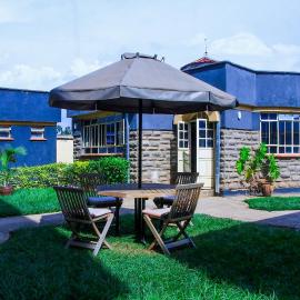 Calabash Express Hotel – hotel w mieście Kap Sarok