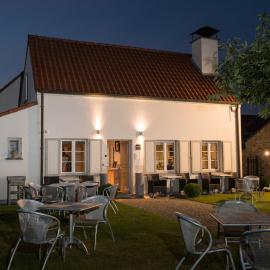Brasserie Kommilfoo, hotel in De Panne