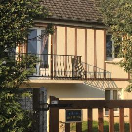 Villa shamina piscine sauna 3 bedrooms, hotel in Blonville-sur-Mer