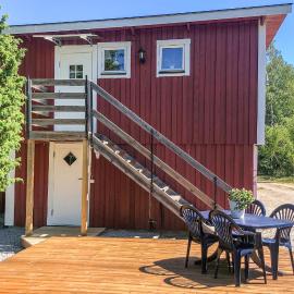 Gorgeous Apartment In Tjurkö โรงแรมในTjurkö