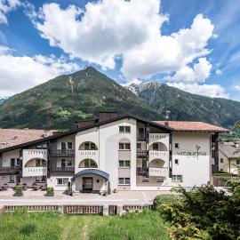 Vitaurina Royal Hotel, hotel a Molini di Tures