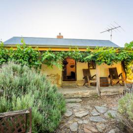 Spa Bath, Entire Home, Off Street Parking, Barossa Valley, hotel en Eden Valley