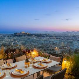 St George Lycabettus Lifestyle Hotel, מלון באתונה