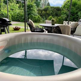 Modernes Waldhaus am Wasser I Whirlpool I Kamin I Feuerschale
