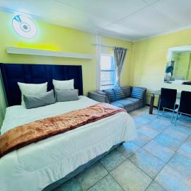 Honeyhills Excellence Resort J, hotel in Roodepoort