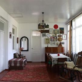 Collage Guesthouse, hotel u gradu 'Alaverdi'