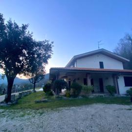 La Locanda del Brigante, hotel v destinácii Farindola