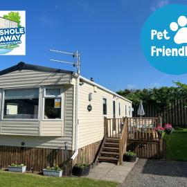 Hornshole Hideaway Caravan Hawick، فندق في هاويك
