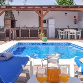Beautiful Home In Algatocín