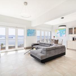 Peaceful modern appartment near Lavrio port