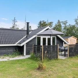 Amazing Home In Gedser With Kitchen, hotell i Gedser