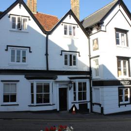The George Hotel Stansted Airport, hotel in Bishops Stortford