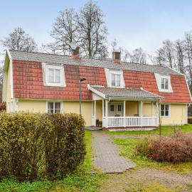 Beautiful Home In Tingsryd With Sauna