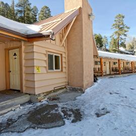Arrowhead 05, hotel i Red River