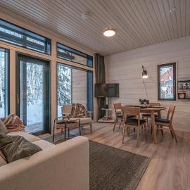 Pitkäkuusen mökki, hotel di Äkäslompolo