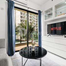 Belia by Kozystay - BSD, hotel in Tangerang