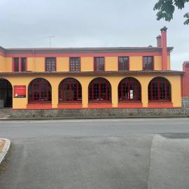 Hotel du Cheval Blanc, hotel di Cerizay