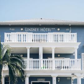 Lindsey Hôtel, hotel v destinaci Saint-Pierre