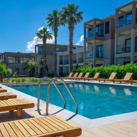 Mare Alba, hotel sa Gundogan