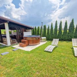 Natúr Vendégház, hotel in Miercurea-Ciuc