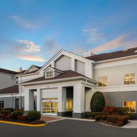Homewood Suites by Hilton Richmond - Airport, מלון בסנדסטון