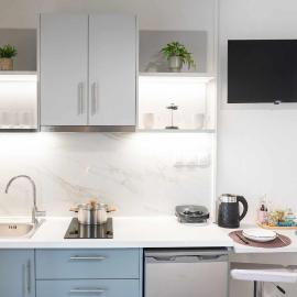 four sis rooms، فندق في Mángana