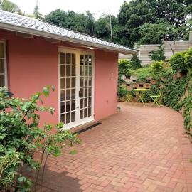 Luxurious Room in excellent proximity to Beach