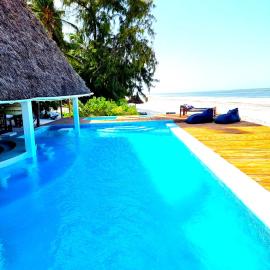 Blue Palm Zanzibar, hotel i Bwejuu