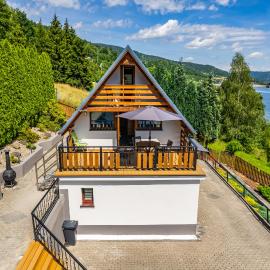 DOMKI LORD & SPA Tresna