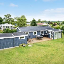 4 Bedroom Cozy Home In Middelfart, Hotel in Middelfart