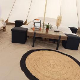 tipi insolite 1 a 4 personnes, hotel v destinácii Plouray