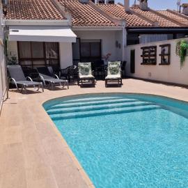 Riumar "Conxa", 350m to beach, private pool, On-Site-Service, dog beach