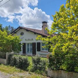 Les Bruyères - Maison, Hotel in Léon