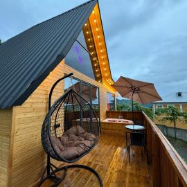 Uptown Batumi Yard & Jacuzzi, hotel a Batumi