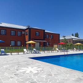 Erazank Hotel、ギュムリのホテル