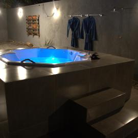 CASA COM SPA de HIDRO COM AQUECEDOR a 700 MTS DO CENTRO, hotel in Chapada dos Guimarães