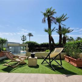 malibu bay resort, hotel en Ad Dkārīn