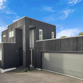 Murrays Gem l Modern 4bed Stunner l Sea View & Spa!