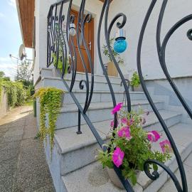 Apartment Anna - Austrian country house in Marchfeld im Weinviertel, hotell sihtkohas Marchegg