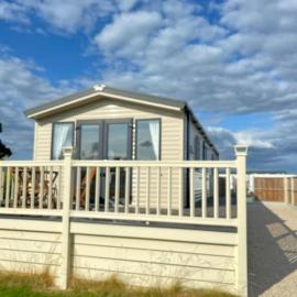 Weston pools lodge