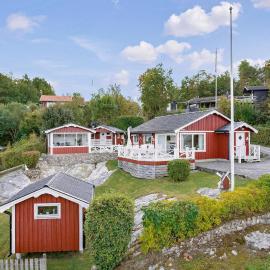 Cozy Home In Uddevalla, hotel a Uddevalla