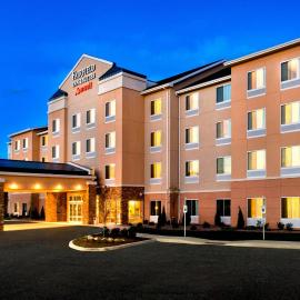 Viesnīca Fairfield Inn & Suites by Marriott Watertown Thousand Islands pilsētā Votertauna